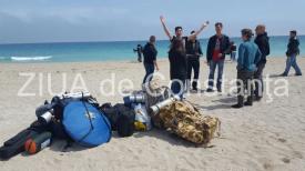 Vama Veche, locul preferat de turişti în minivacanţa de 1 Mai. Cum se distrează aceştia (fotoreportaj)