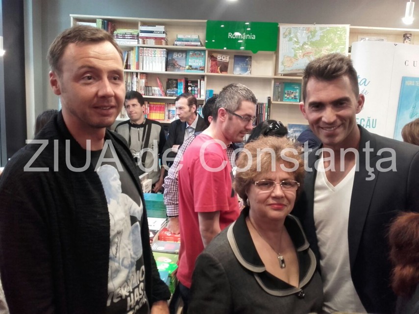horia tecau si a lansat si la constanta cartea viata in ritm de tenis galerie foto 629966 horia tecau si a lansat si la constanta cartea viata in ritm de tenis galerie foto 629966