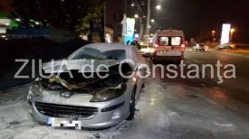 UPDATE Alertă la ISU Dobrogea. Pericol de explozie. O maşină cuprinsă de flăcări în apropiere de un peco (galerie foto + video)  