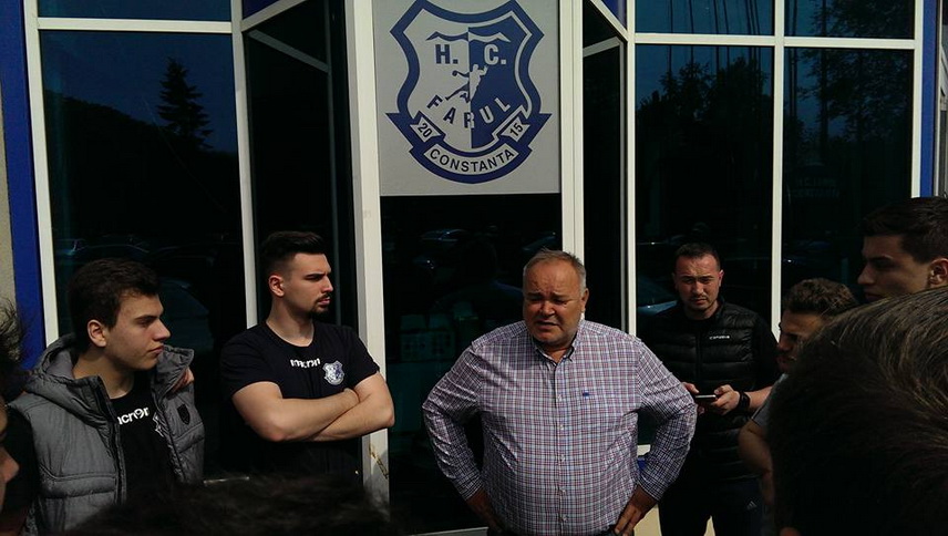 handbalistii de la hc farul si css1 constanta se dueleaza la turneul final al campionatului national handbalistii de la hc farul si css1 constanta se dueleaza la turneul final al campionatului national