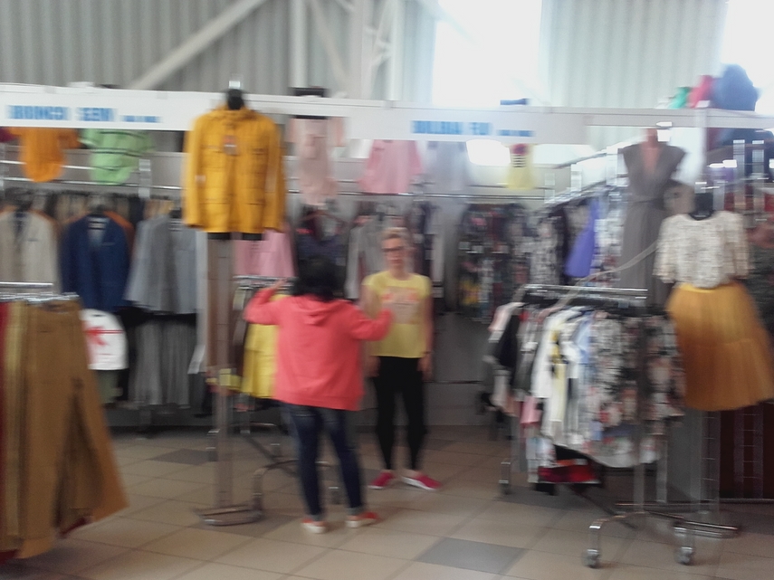 in cautarea tinutei pentru balul de absolvire ccina constanta asteapta tinerii la targul national tinimtex in cautarea tinutei pentru balul de absolvire ccina constanta asteapta tinerii la targul national tinimtex