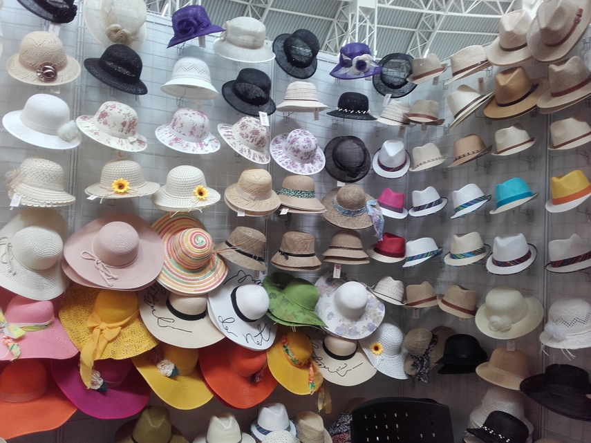 in cautarea tinutei pentru balul de absolvire ccina constanta asteapta tinerii la targul national tinimtex in cautarea tinutei pentru balul de absolvire ccina constanta asteapta tinerii la targul national tinimtex