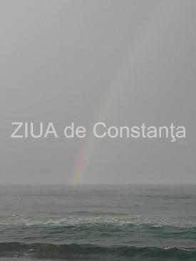 Curcubeul, vedeta zilei în Staţiunea Mamaia. Imagini senzaţionale (fotoreportaj) 