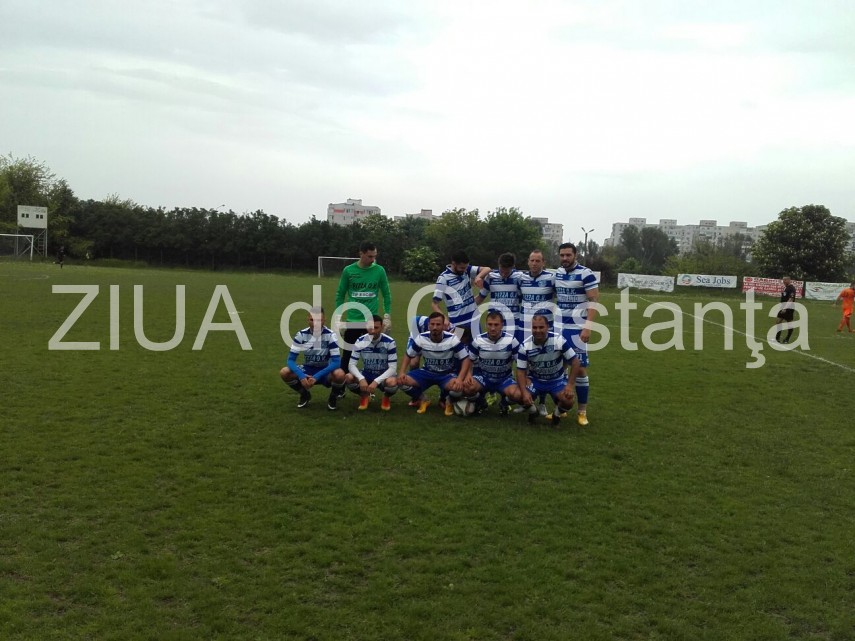 ioan ghirca a dat startul meciului ssc farul cs eforie galerie foto 630831 ioan ghirca a dat startul meciului ssc farul cs eforie galerie foto 630831