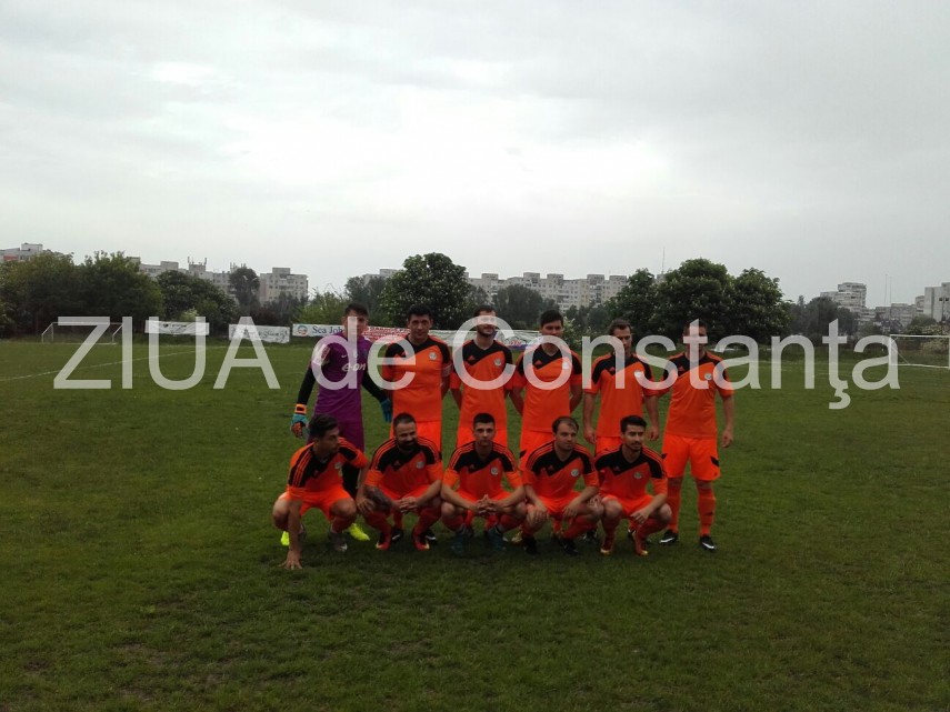 ioan ghirca a dat startul meciului ssc farul cs eforie galerie foto 630831 ioan ghirca a dat startul meciului ssc farul cs eforie galerie foto 630831