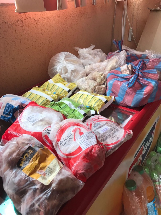 pericol public produse expirate din 2011 scoase la vanzare la un mini market din baneasa 631329 pericol public produse expirate din 2011 scoase la vanzare la un mini market din baneasa 631329