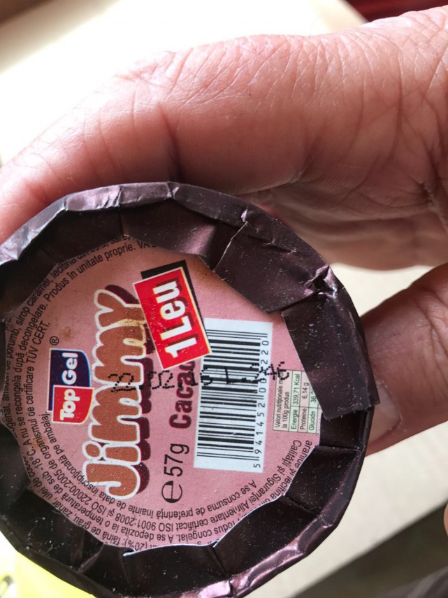 pericol public produse expirate din 2011 scoase la vanzare la un mini market din baneasa 631329 pericol public produse expirate din 2011 scoase la vanzare la un mini market din baneasa 631329