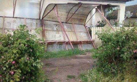 furtuna puternica la facaeni judetul ialomita este singura localitate din romania afectata de o tornada furtuna puternica la facaeni judetul ialomita este singura localitate din romania afectata de o tornada