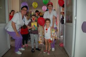 De 1 Iunie Terapie prin zâmbete şi dragoste, oferită copiilor internaţi la Spitalul Judeţean Constanţa de Arimex Comexim 2000 SRL    