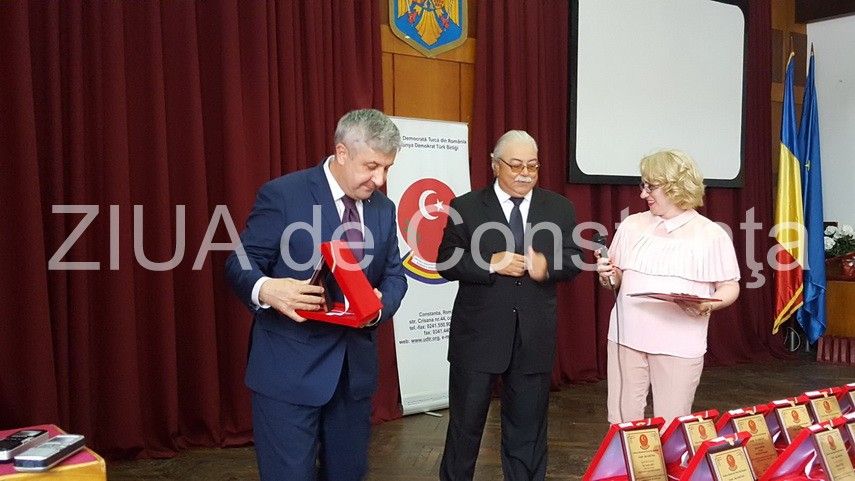 ziua limbii turce sarbatorita inb premiera la constanta galerie foto 632688 ziua limbii turce sarbatorita inb premiera la constanta galerie foto 632688