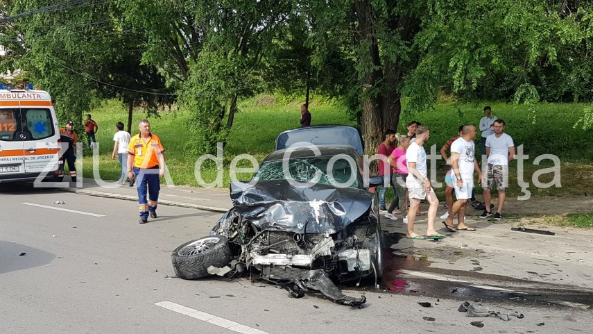 accident rutier grav pe bulevardul mamaia in zona pescarie trei masini implicate 632840 accident rutier grav pe bulevardul mamaia in zona pescarie trei masini implicate 632840