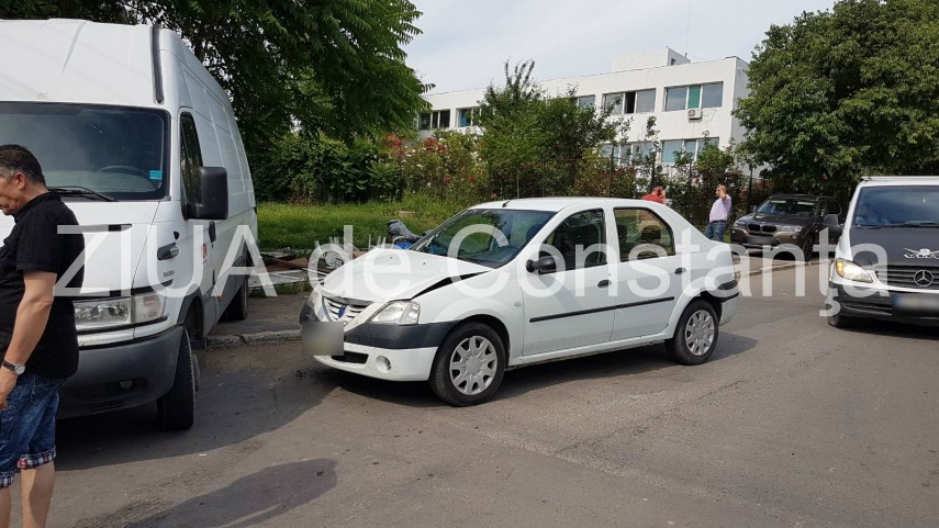 accident rutier grav pe bulevardul mamaia in zona pescarie trei masini implicate 632840 accident rutier grav pe bulevardul mamaia in zona pescarie trei masini implicate 632840