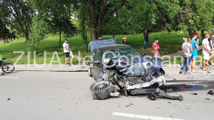 accident rutier grav pe bulevardul mamaia in zona pescarie trei masini implicate 632840 accident rutier grav pe bulevardul mamaia in zona pescarie trei masini implicate 632840