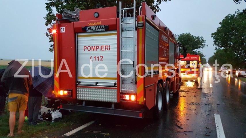 judetul constanta accident rutier grav intervine smurd pentru salvare ploua puternic in zona 633136 judetul constanta accident rutier grav intervine smurd pentru salvare ploua puternic in zona 633136