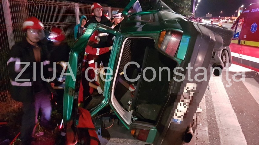 accident rutier grav in municipiul constanta cu victima incarcerata masina rasturnata pe bulevardul aurel accident rutier grav in municipiul constanta cu victima incarcerata masina rasturnata pe bulevardul aurel
