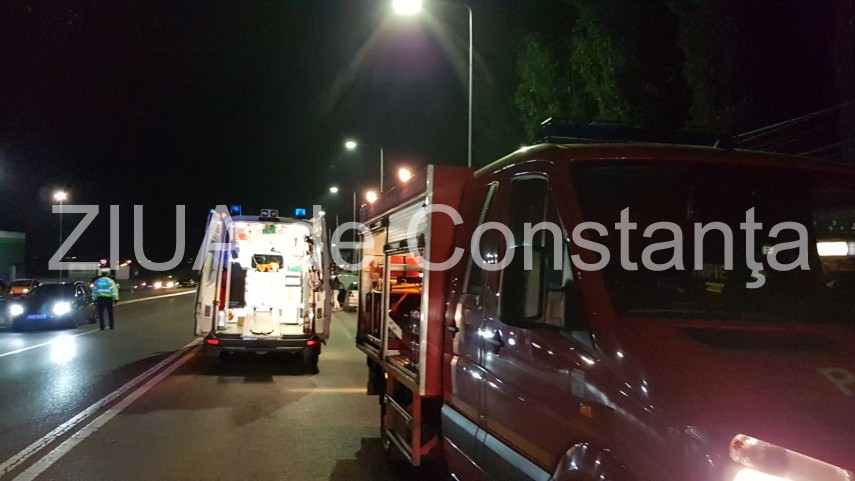 accident rutier grav in municipiul constanta cu victima incarcerata masina rasturnata pe bulevardul aurel accident rutier grav in municipiul constanta cu victima incarcerata masina rasturnata pe bulevardul aurel