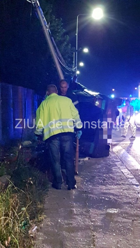 accident rutier grav in municipiul constanta cu victima incarcerata masina rasturnata pe bulevardul aurel accident rutier grav in municipiul constanta cu victima incarcerata masina rasturnata pe bulevardul aurel