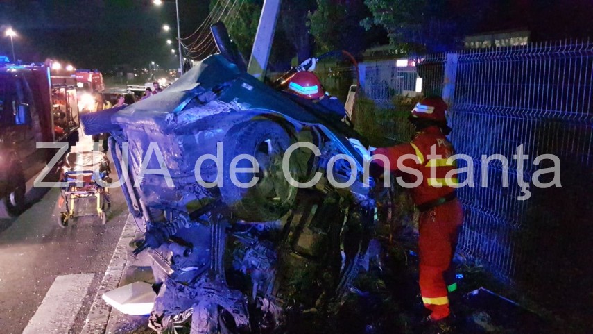 accident rutier grav in municipiul constanta cu victima incarcerata masina rasturnata pe bulevardul aurel accident rutier grav in municipiul constanta cu victima incarcerata masina rasturnata pe bulevardul aurel