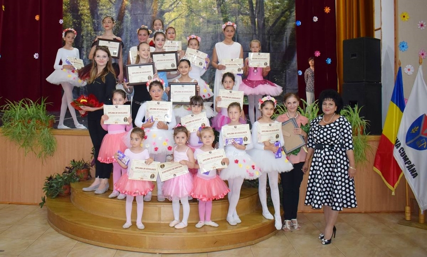 gala de balet gratie arta si coregrafii inedite la cumpana cu ocazia incheierii stagiunii 2016 2017 galerie gala de balet gratie arta si coregrafii inedite la cumpana cu ocazia incheierii stagiunii 2016 2017 galerie