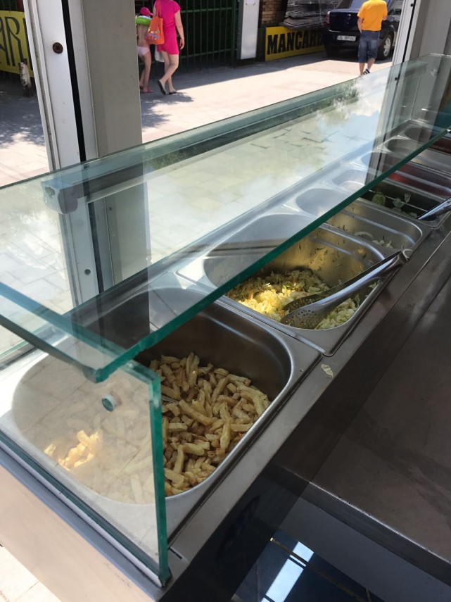 control al comisarilor cjpc constanta la o terasa din neptun in ce conditii erau depozitate alimentele control al comisarilor cjpc constanta la o terasa din neptun in ce conditii erau depozitate alimentele