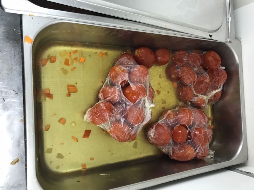 terasa cuptorul cu placinte din satul de vacanta este in continuare deschisa ieri cjpc constanta a gasit terasa cuptorul cu placinte din satul de vacanta este in continuare deschisa ieri cjpc constanta a gasit