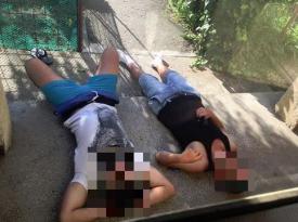 Constanţa. Locatarii unui bloc de pe bulevardul Mamaia reclamă că sunt terorizaţi de un grup de tineri (video)