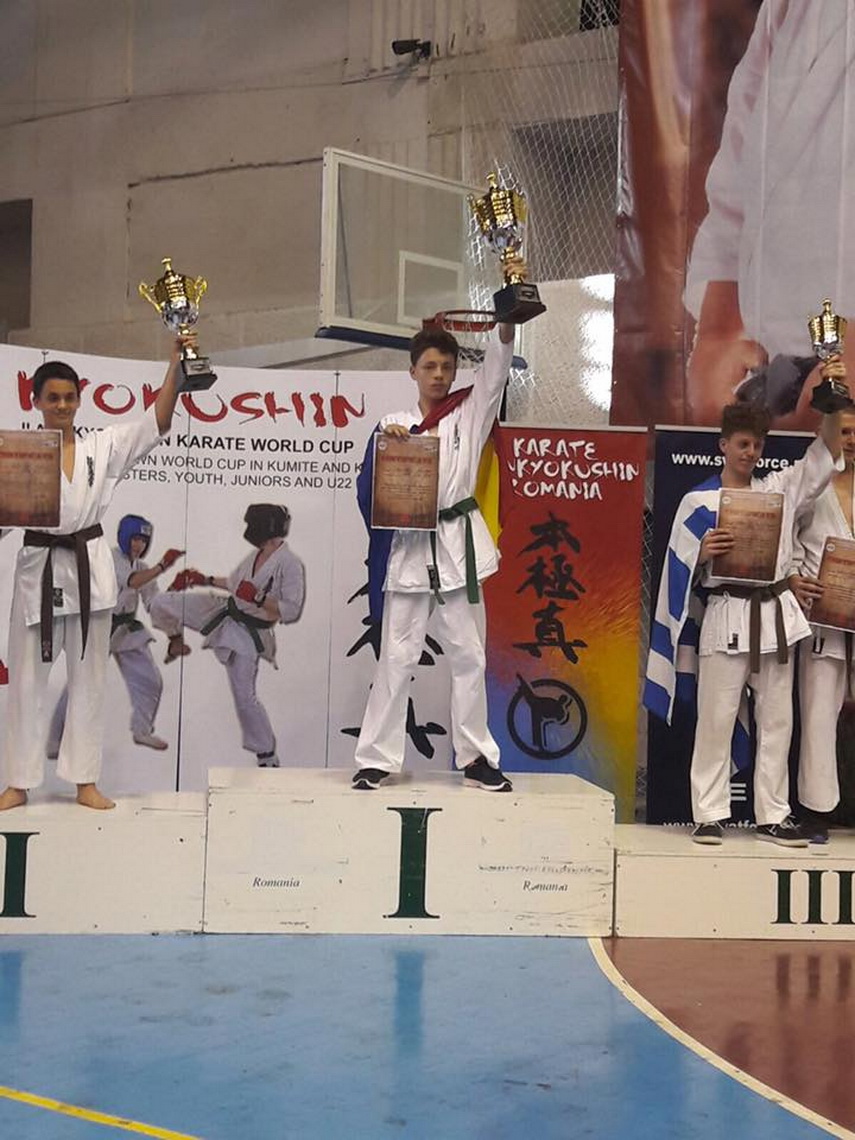 luptatorii de la shobu constanta au urcat pe podium la cupa mondiala galerie foto 634224 luptatorii de la shobu constanta au urcat pe podium la cupa mondiala galerie foto 634224