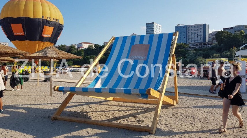 ultima seara a festivalului neversea se anunta una incendiara mii de participanti au ales sa se distreze ultima seara a festivalului neversea se anunta una incendiara mii de participanti au ales sa se distreze