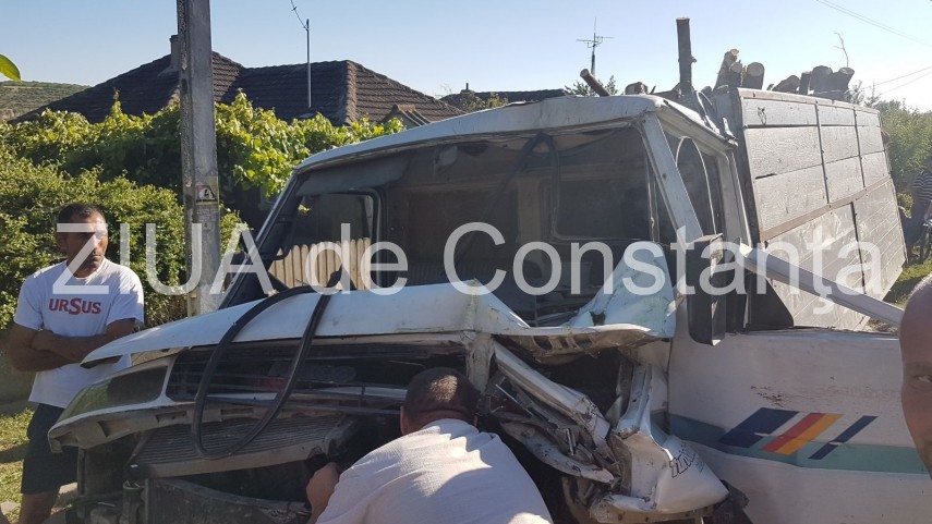 accident rutier in localitatea faclia judetul constanta o victima este incarcerata 634845 accident rutier in localitatea faclia judetul constanta o victima este incarcerata 634845