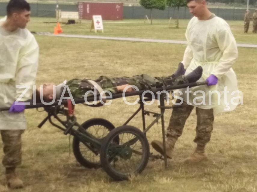 ministrul apararii este la baza de la mihail kogalniceanu insotit de ambasadorul hans klemm cine mai ministrul apararii este la baza de la mihail kogalniceanu insotit de ambasadorul hans klemm cine mai