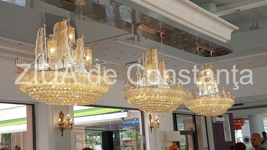 premierul mihai tudose vine la mamaia participa la inaugurarea hotelului phoenicia royal 635029 premierul mihai tudose vine la mamaia participa la inaugurarea hotelului phoenicia royal 635029