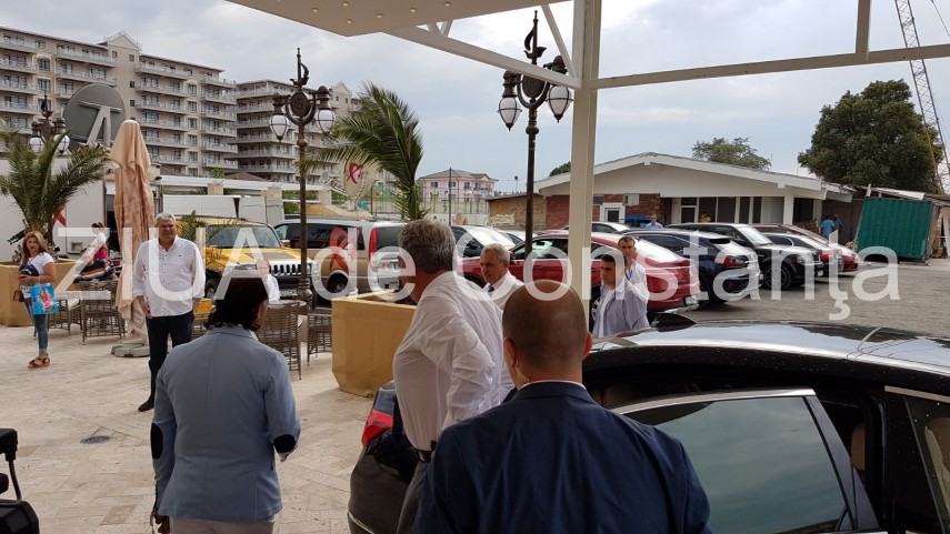 premierul mihai tudose vine la mamaia participa la inaugurarea hotelului phoenicia royal 635029 premierul mihai tudose vine la mamaia participa la inaugurarea hotelului phoenicia royal 635029