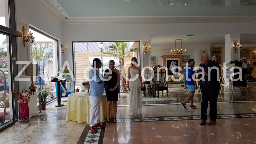 premierul mihai tudose vine la mamaia participa la inaugurarea hotelului phoenicia royal 635029 premierul mihai tudose vine la mamaia participa la inaugurarea hotelului phoenicia royal 635029