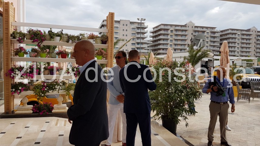 premierul mihai tudose vine la mamaia participa la inaugurarea hotelului phoenicia royal 635029 premierul mihai tudose vine la mamaia participa la inaugurarea hotelului phoenicia royal 635029