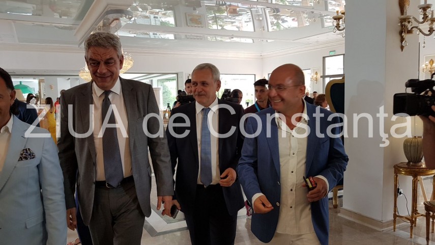 premierul mihai tudose vine la mamaia participa la inaugurarea hotelului phoenicia royal 635029 premierul mihai tudose vine la mamaia participa la inaugurarea hotelului phoenicia royal 635029