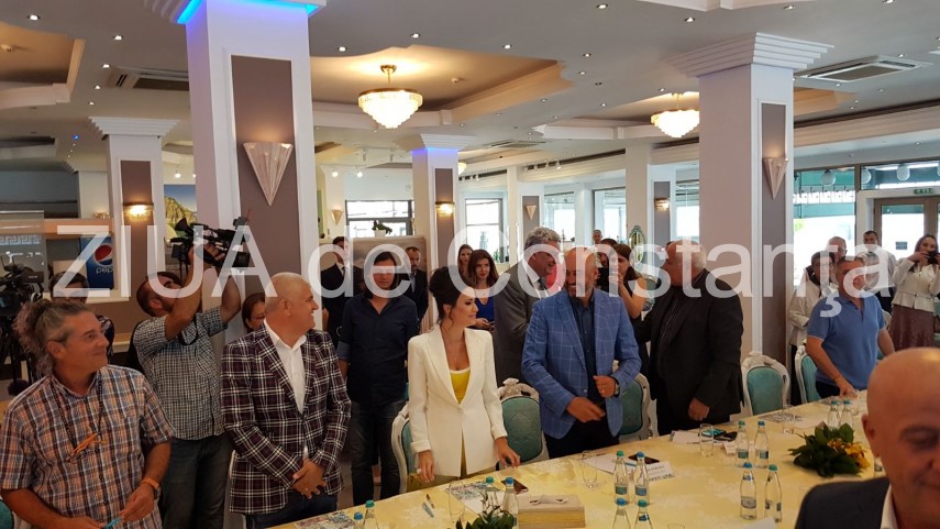 premierul mihai tudose vine la mamaia participa la inaugurarea hotelului phoenicia royal 635029 premierul mihai tudose vine la mamaia participa la inaugurarea hotelului phoenicia royal 635029