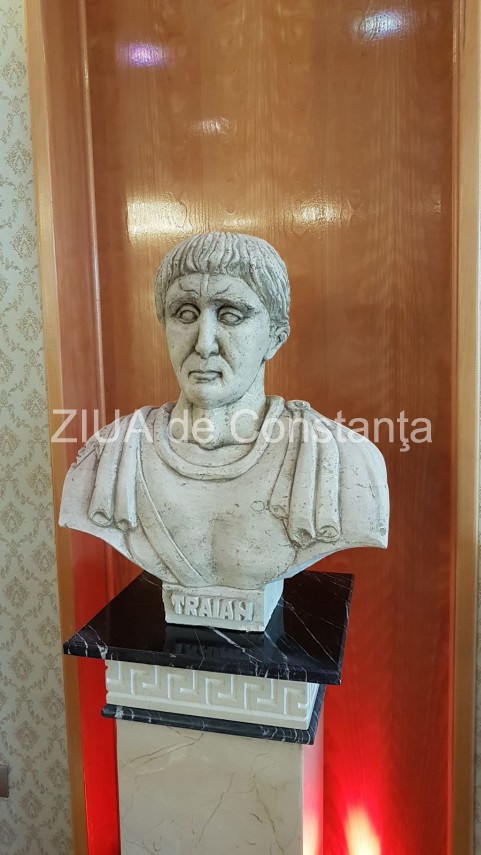 premierul mihai tudose vine la mamaia participa la inaugurarea hotelului phoenicia royal 635029 premierul mihai tudose vine la mamaia participa la inaugurarea hotelului phoenicia royal 635029