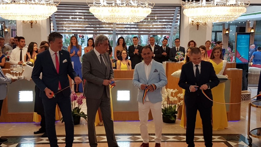 premierul mihai tudose vine la mamaia participa la inaugurarea hotelului phoenicia royal 635029 premierul mihai tudose vine la mamaia participa la inaugurarea hotelului phoenicia royal 635029