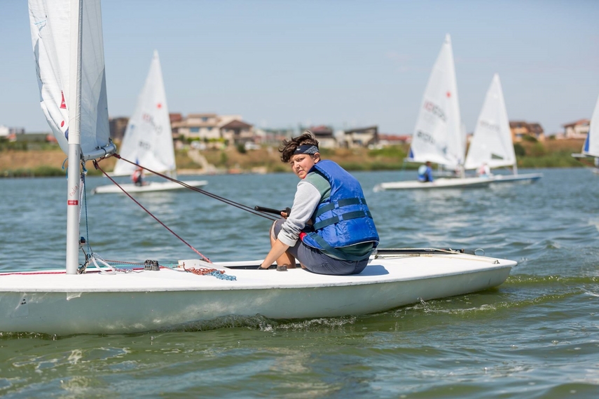 constantenii s au intrecut la competitiile de yachting de pe lacul siutghiol galerie foto 635050 constantenii s au intrecut la competitiile de yachting de pe lacul siutghiol galerie foto 635050