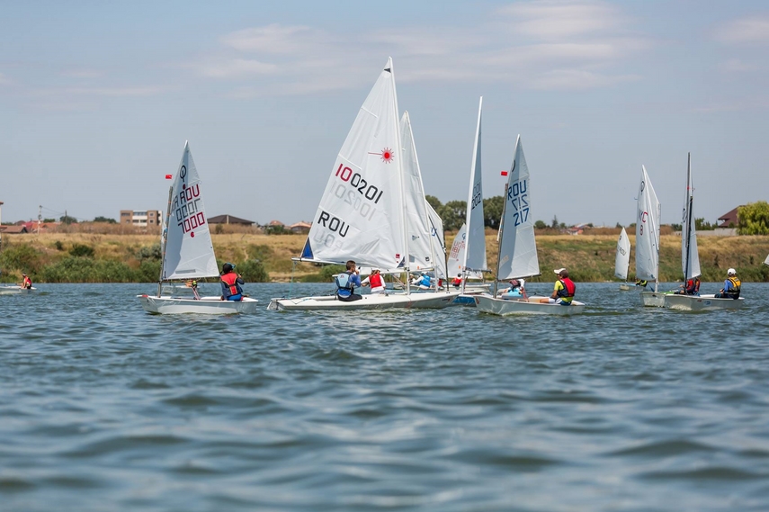 constantenii s au intrecut la competitiile de yachting de pe lacul siutghiol galerie foto 635050 constantenii s au intrecut la competitiile de yachting de pe lacul siutghiol galerie foto 635050