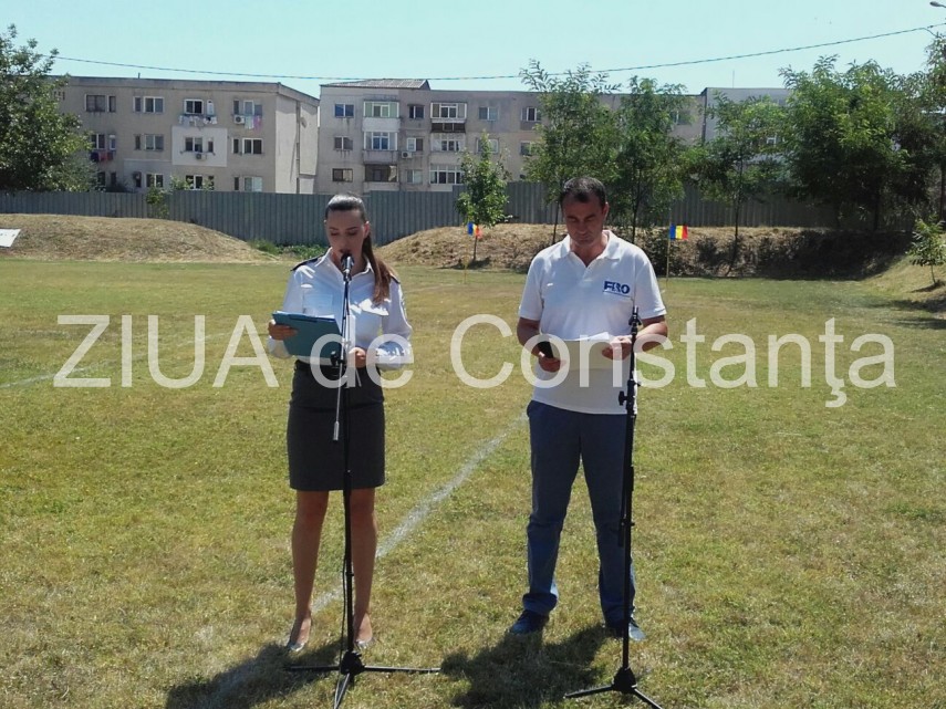 constanta soprana daniela vladescu a interpretat imnul national al romaniei la sarbatoarea echipei de constanta soprana daniela vladescu a interpretat imnul national al romaniei la sarbatoarea echipei de