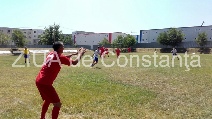 constanta soprana daniela vladescu a interpretat imnul national al romaniei la sarbatoarea echipei de constanta soprana daniela vladescu a interpretat imnul national al romaniei la sarbatoarea echipei de