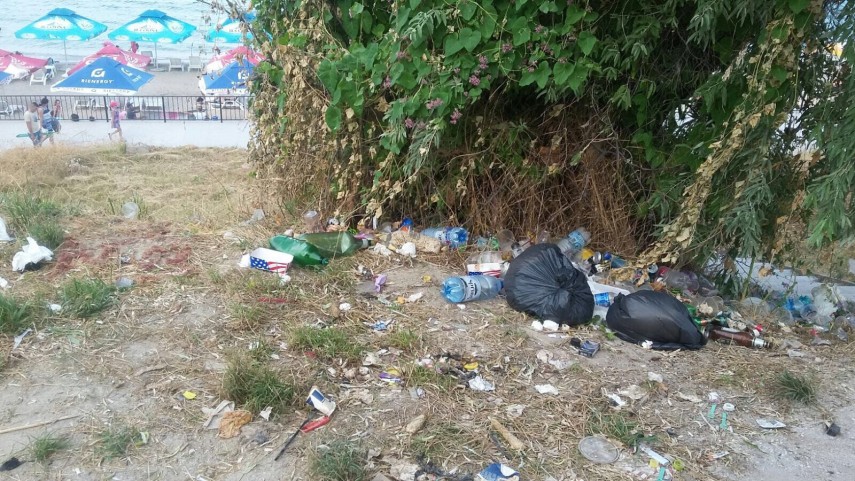 control al comisarilor cjpc constanta la o terasa din eforie sud mizerie de nedescris atat in bucatarie control al comisarilor cjpc constanta la o terasa din eforie sud mizerie de nedescris atat in bucatarie