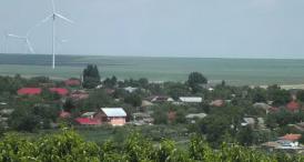 Infrastructura rutieră, o prioritate În 2019, asfaltarea celor şase localităţi arondate Primăriei Crucea va fi definitivată