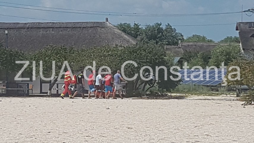 fetita in pericol de inec intr o piscina in gura portitei 635769 fetita in pericol de inec intr o piscina in gura portitei 635769