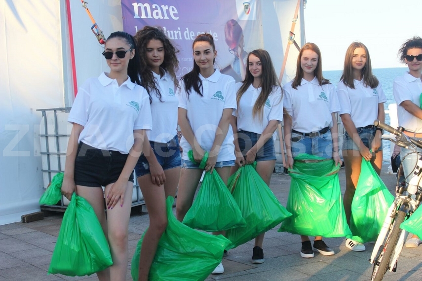 tinerii din caravana polaris au indemnat constantenii sa pastreze curatenia orasului si sa adopte un tinerii din caravana polaris au indemnat constantenii sa pastreze curatenia orasului si sa adopte un