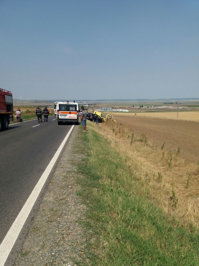 carambol pe dn22 doua persoane incarcerate in zona localitatii baia judetul tulcea 636283 carambol pe dn22 doua persoane incarcerate in zona localitatii baia judetul tulcea 636283