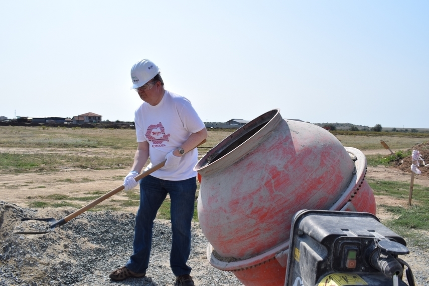 primaria cumpana vizitata de ambasadorul regatului unit al marii britanii si irlandei de nord paul brummell