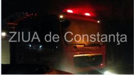  Alertă la Mangalia. Locatarii unui bloc sunt în panică. Un echipaj al pompierilor este la eveniment