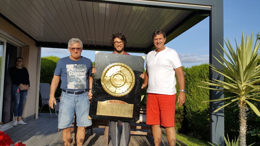 intalnire emotionanta cu mihai bucos si stefan constantin tanarul rugbyst atila septar campion al frantei intalnire emotionanta cu mihai bucos si stefan constantin tanarul rugbyst atila septar campion al frantei